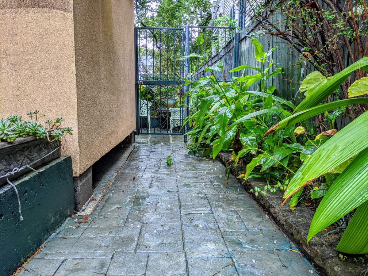 Parisian Courtyard Inn ニューオーリンズ エクステリア 写真