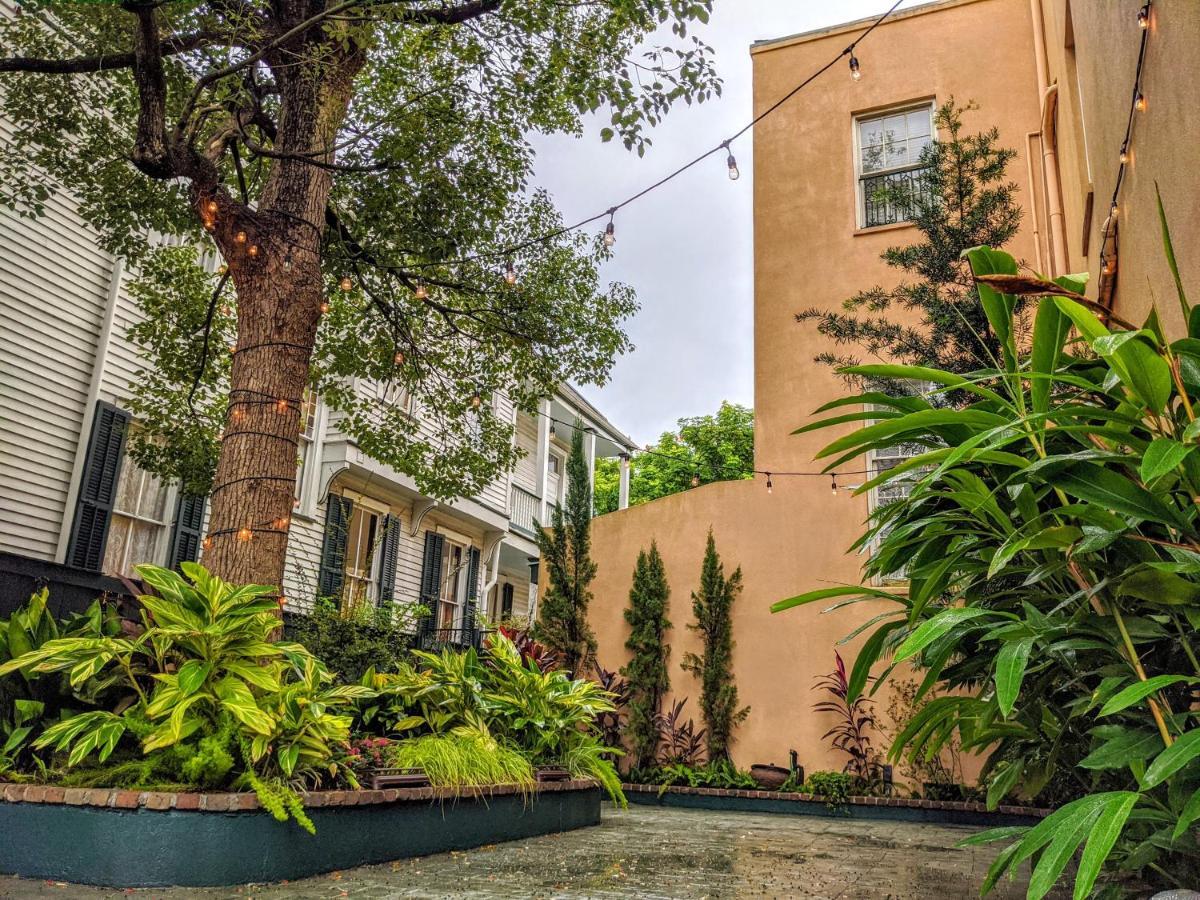 Parisian Courtyard Inn ニューオーリンズ エクステリア 写真